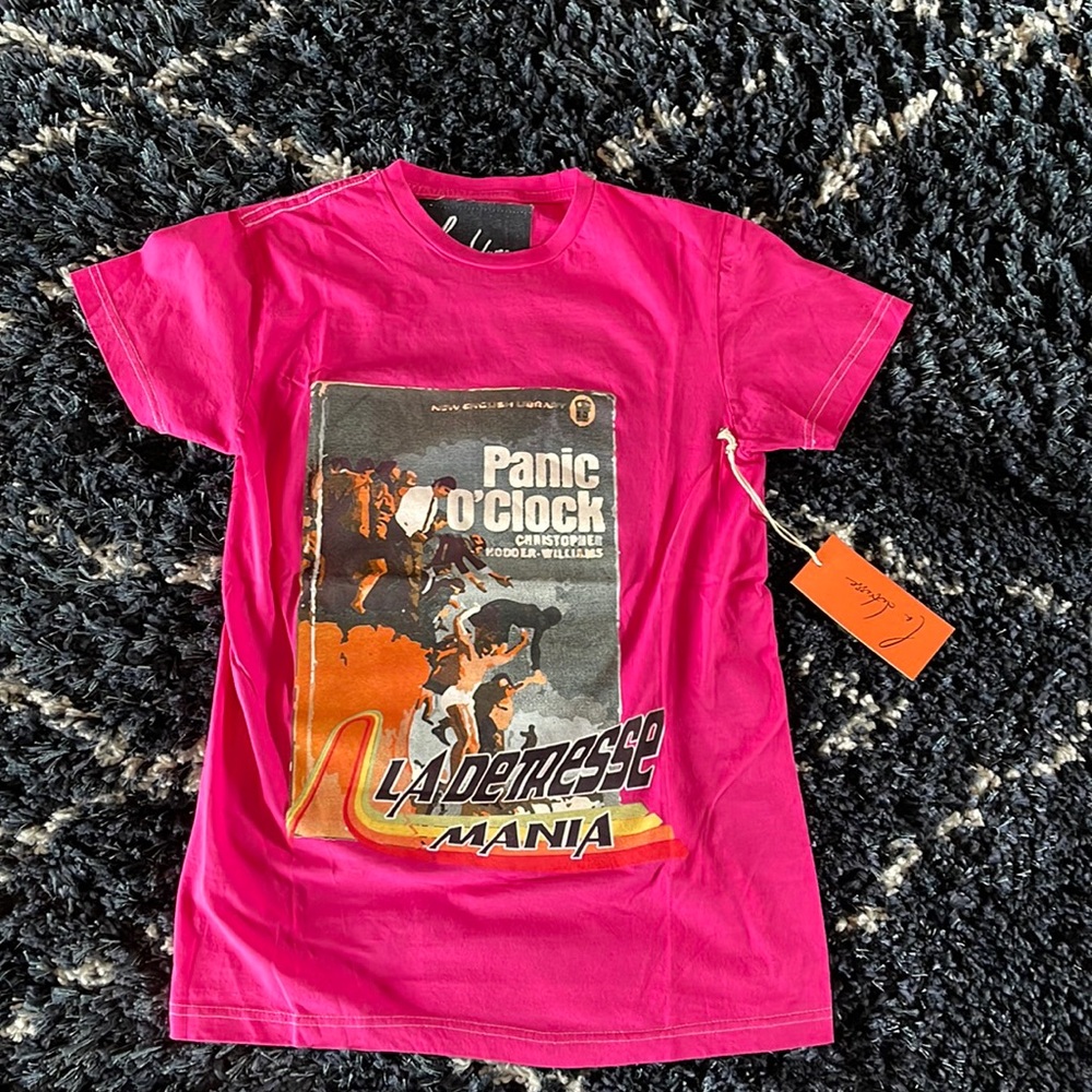 New with tags La Detresse Mania Panic O'Clock Tee Pink - Size XS!